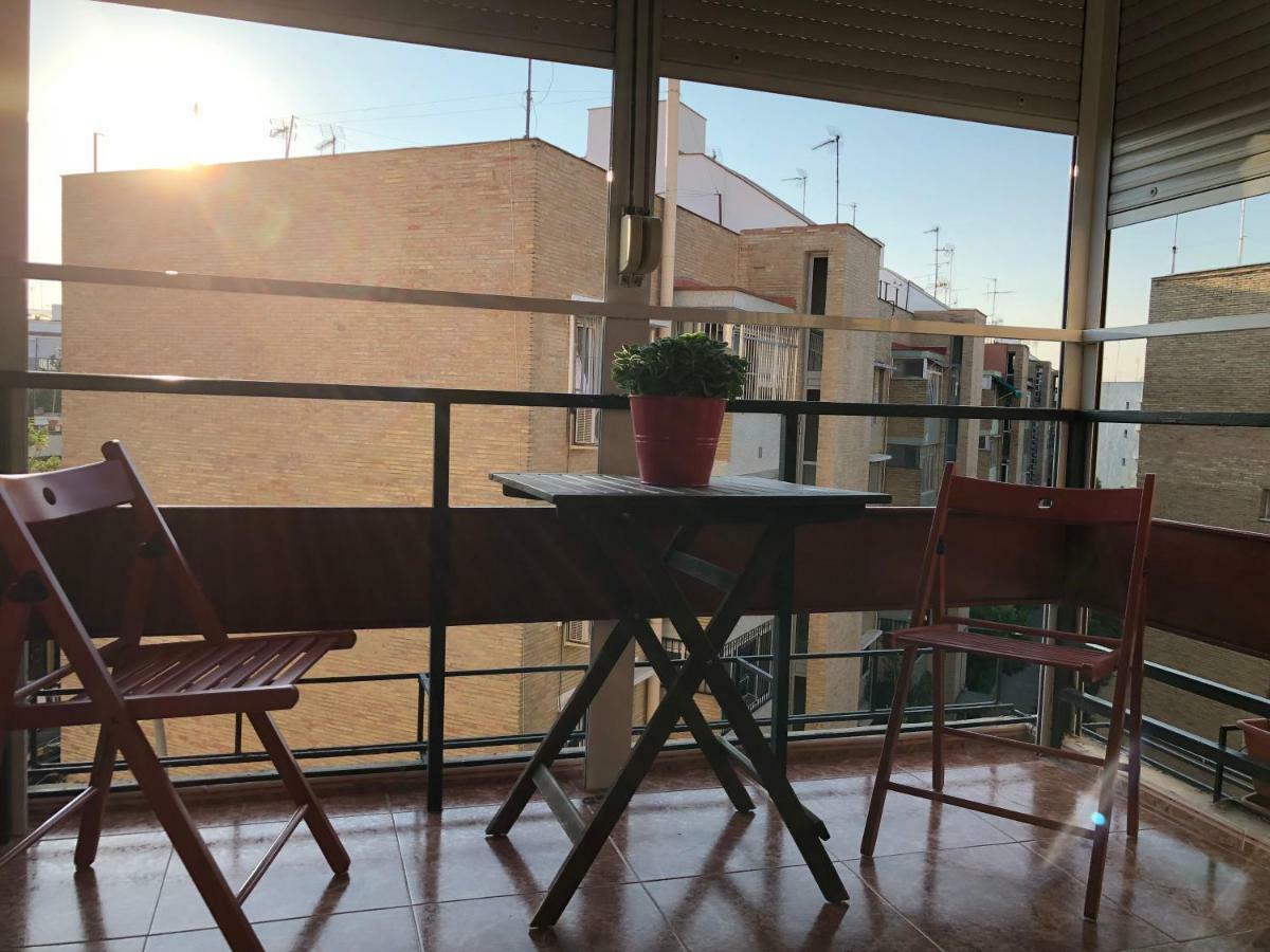 El Apartamento De Trini Sevilla Eksteriør bilde